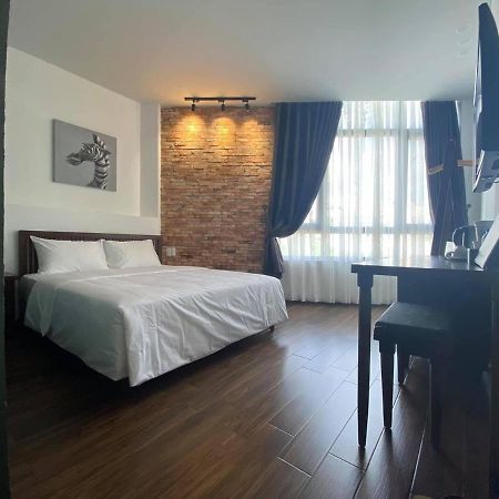 Highlight House Hotel Pleiku Luaran gambar